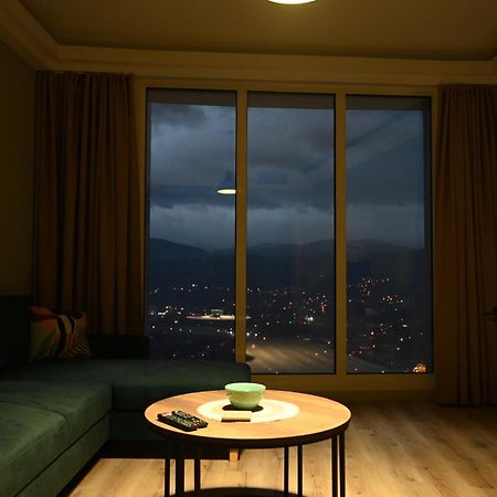 דירות Skopje Sky Oasis מראה חיצוני תמונה