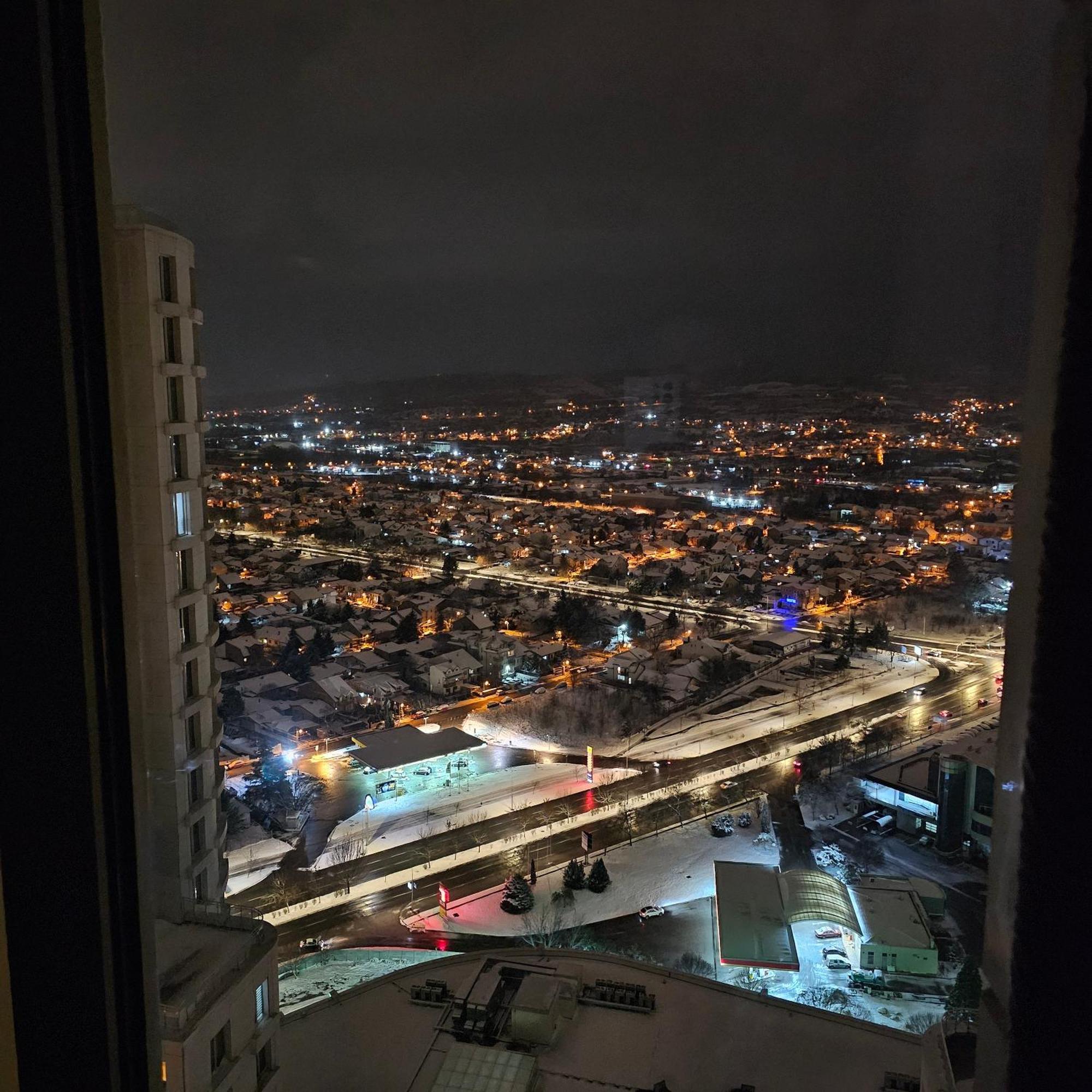 דירות Skopje Sky Oasis מראה חיצוני תמונה